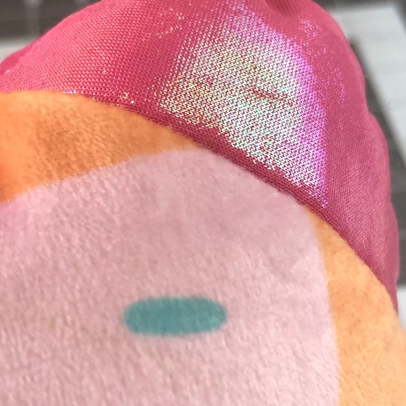 Kellytoy Squishmallow Plush Freda the Strawberry Frosted Sprinkles Snack Squad - Picture 5 of 13